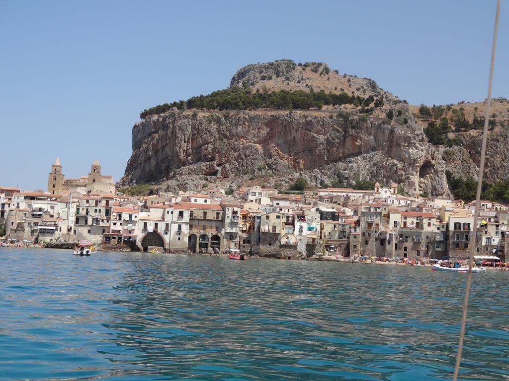 Casa Catherine Cefalu Luaran gambar